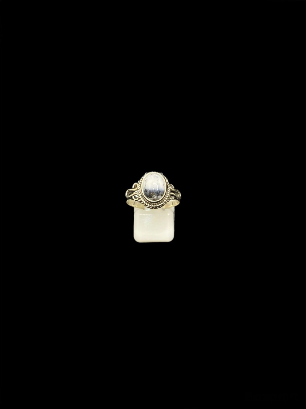 Anillo Merlinita